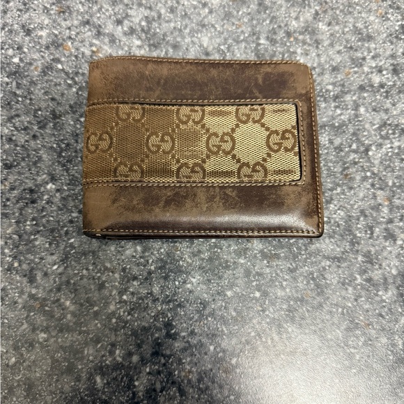Authentic Gucci GG Brown Monogram Canvas Leather Mens Bifold Compact Wallet - Picture 1 of 16